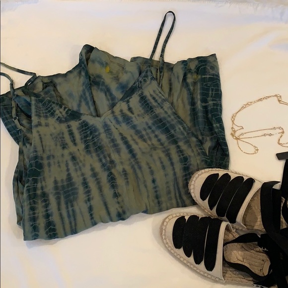 Planet Blue Green Double V Romper - Picture 2 of 7